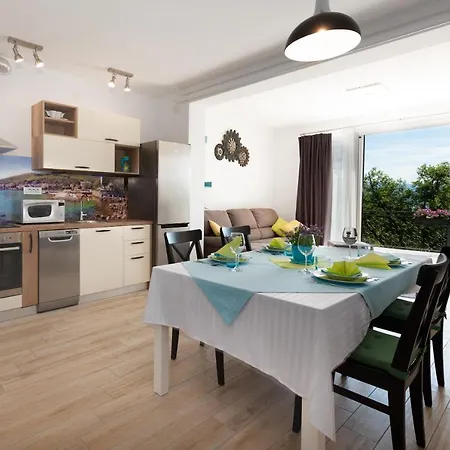 Majda Apartament Opatija