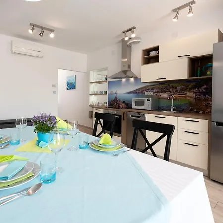 Majda Apartman *