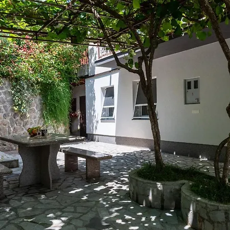 Majda Apartament *
